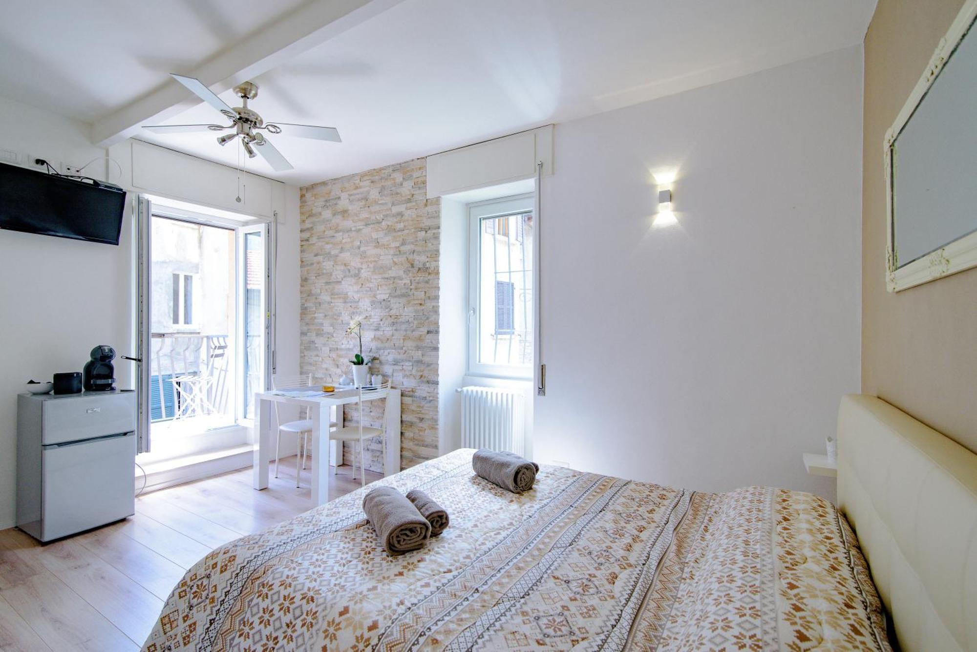 Laglio Apartment Above George מראה חיצוני תמונה