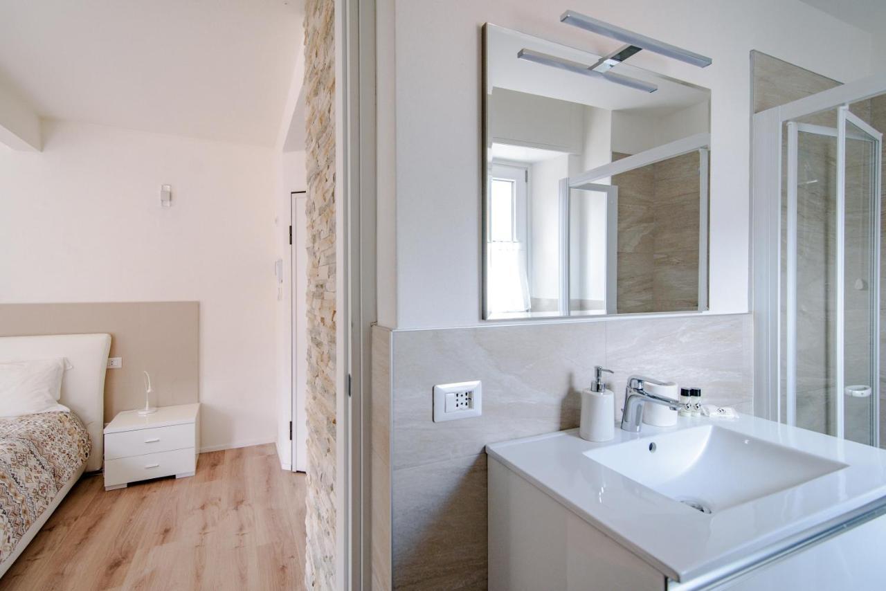 Laglio Apartment Above George מראה חיצוני תמונה